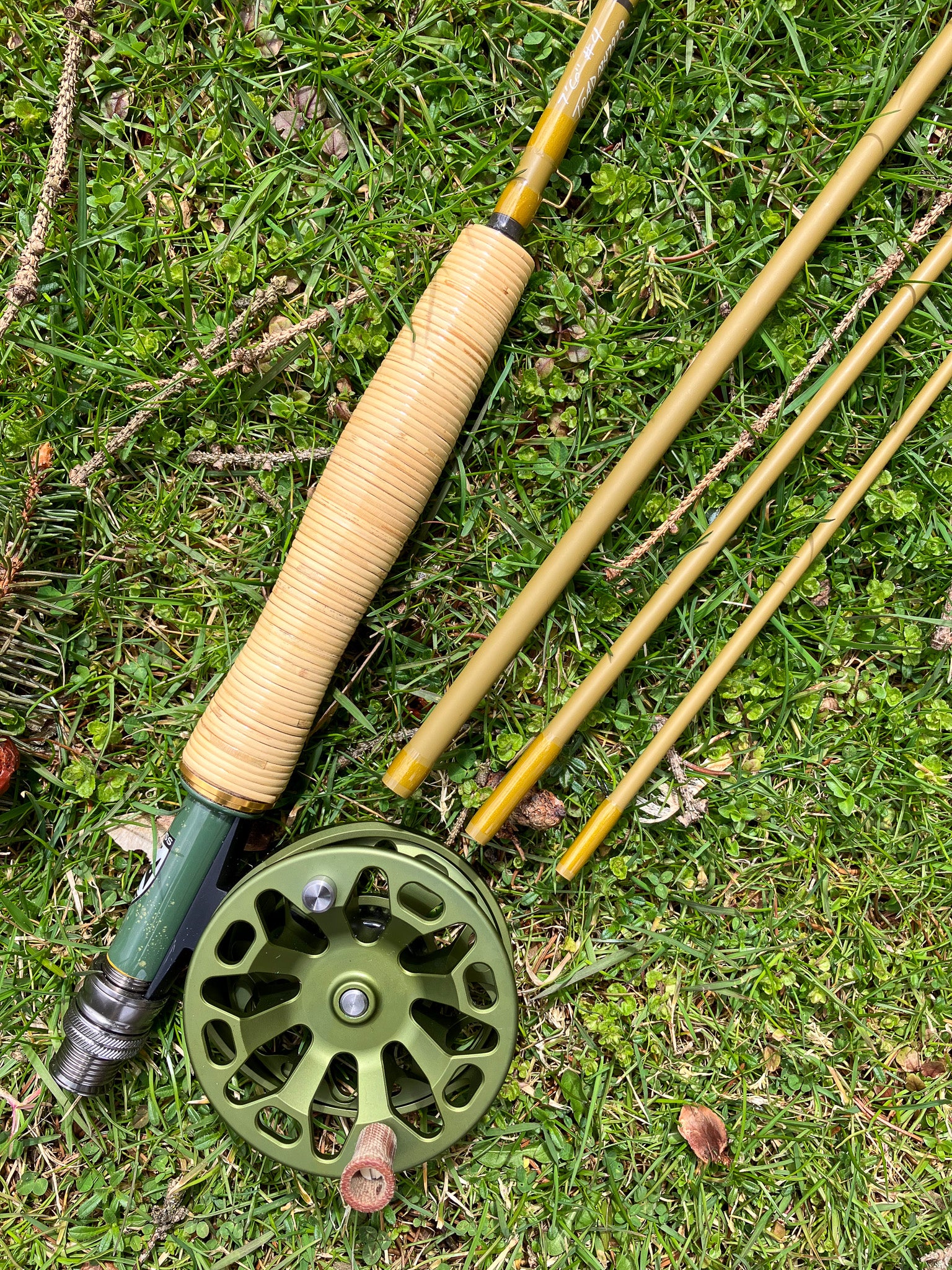 Toad 7'6 4 weight 4 piece with Rattan Grip and Ross Reel – JP